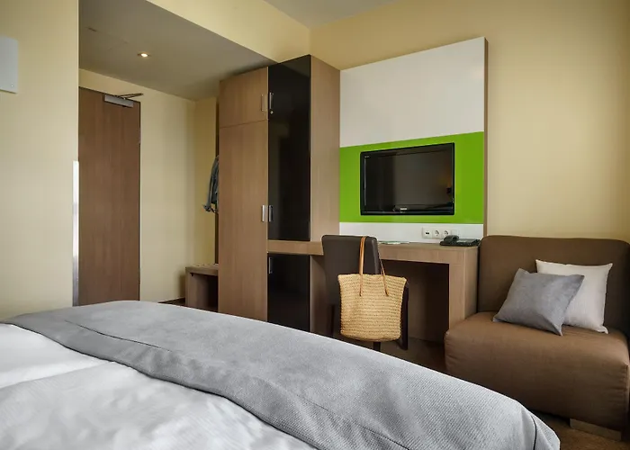 - The Niu, Fusion St. Georg By Ihg