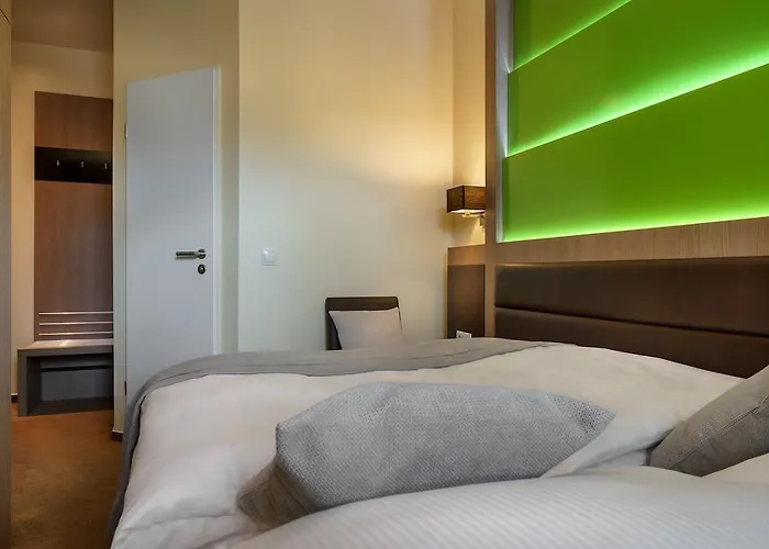 - The Niu, Fusion St. Georg By Ihg Hotel Hamburg