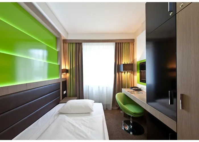- The Niu, Fusion St. Georg By Ihg Hotel Hamburg