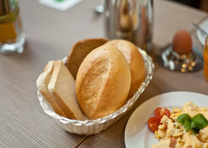 - The Niu, Fusion St. Georg By Ihg 3* Hamburg