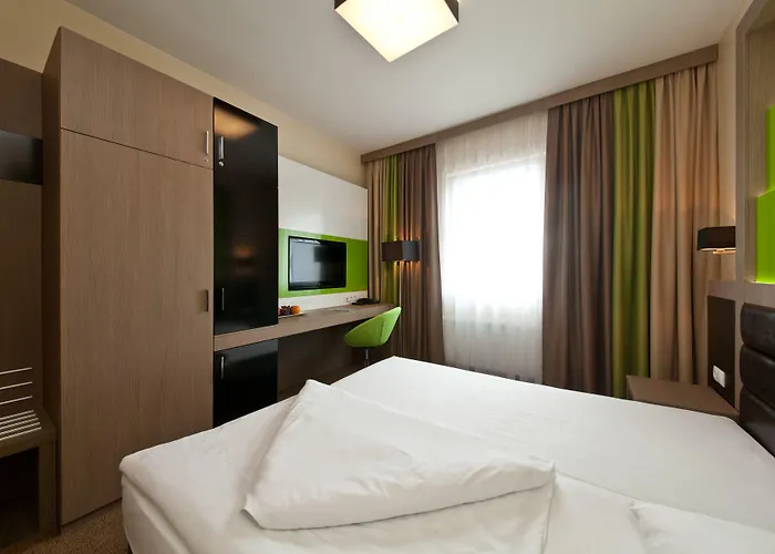 - The Niu, Fusion St. Georg By Ihg 3* Hamburg